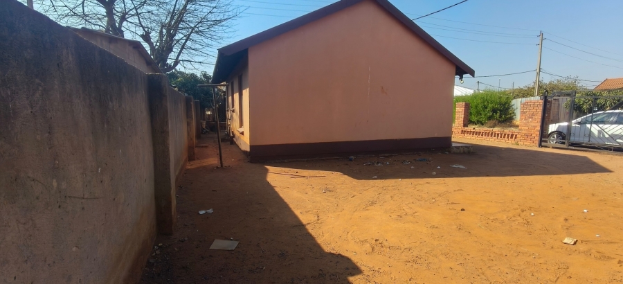 2 Bedroom Property for Sale in Boitekong North West